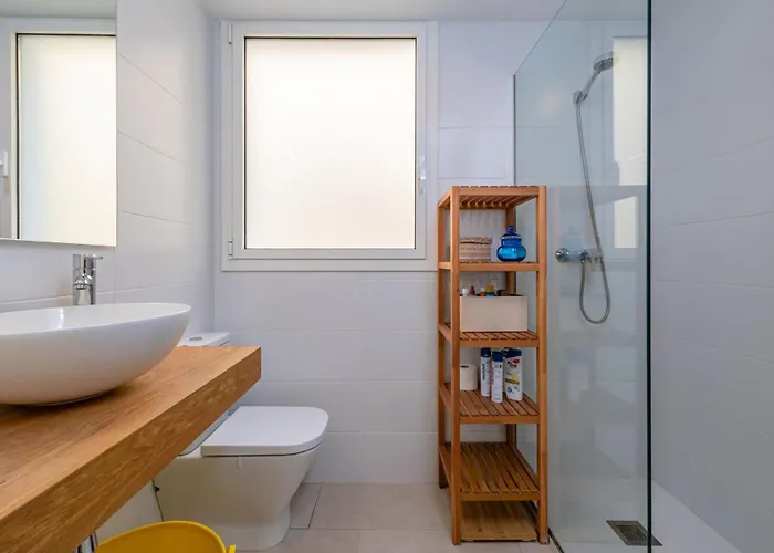 Costabravaforrent Nucli Antic * L' Escala