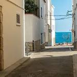 Costabravaforrent Nucli Antic * L' Escala